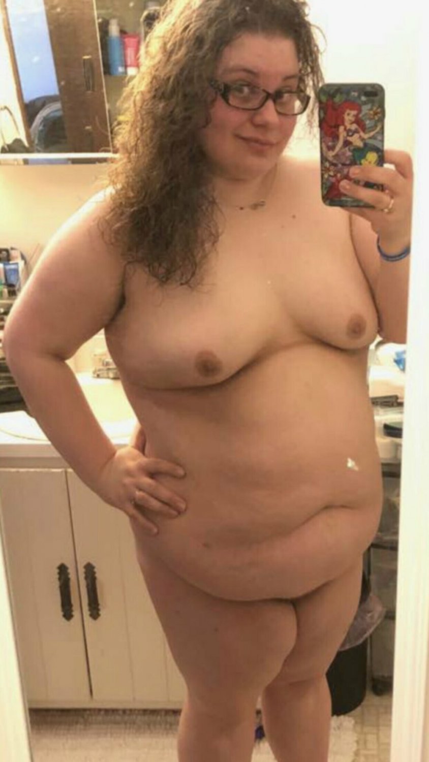 Fat Slutty Wives Show Off Their Wet Holes For You 6