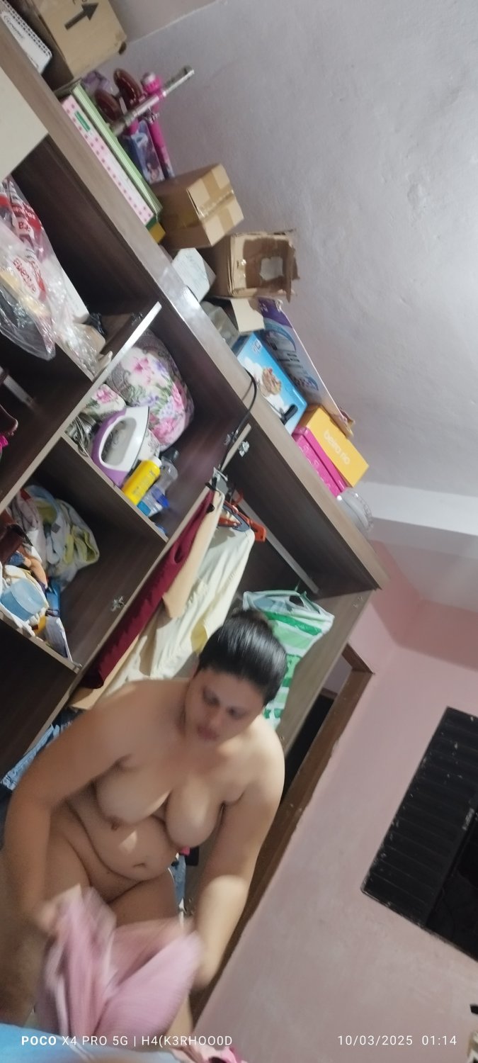 My Wife’s Wet Pussy Ready To Be Dominated 4