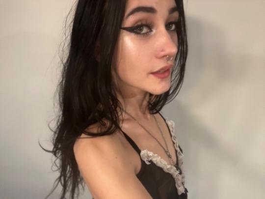 Hot 20-Year-Old Brunette Escort In Oakland Ready To Play 4