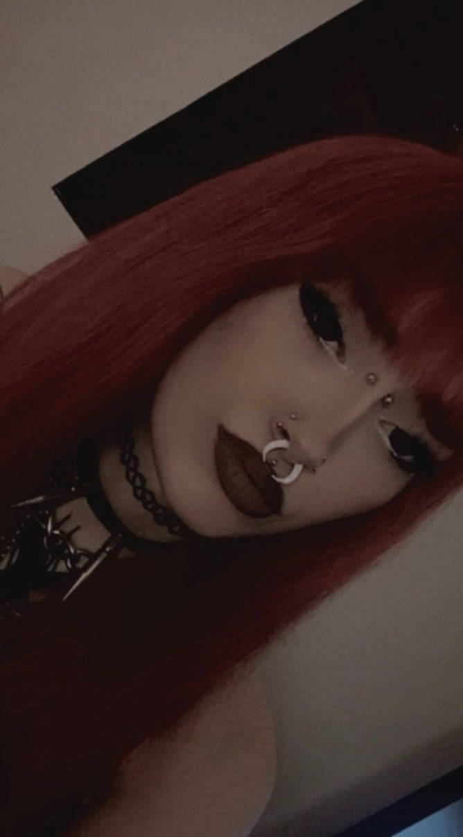 Dame una señal, y me transformaré en tu pecador de miel 2