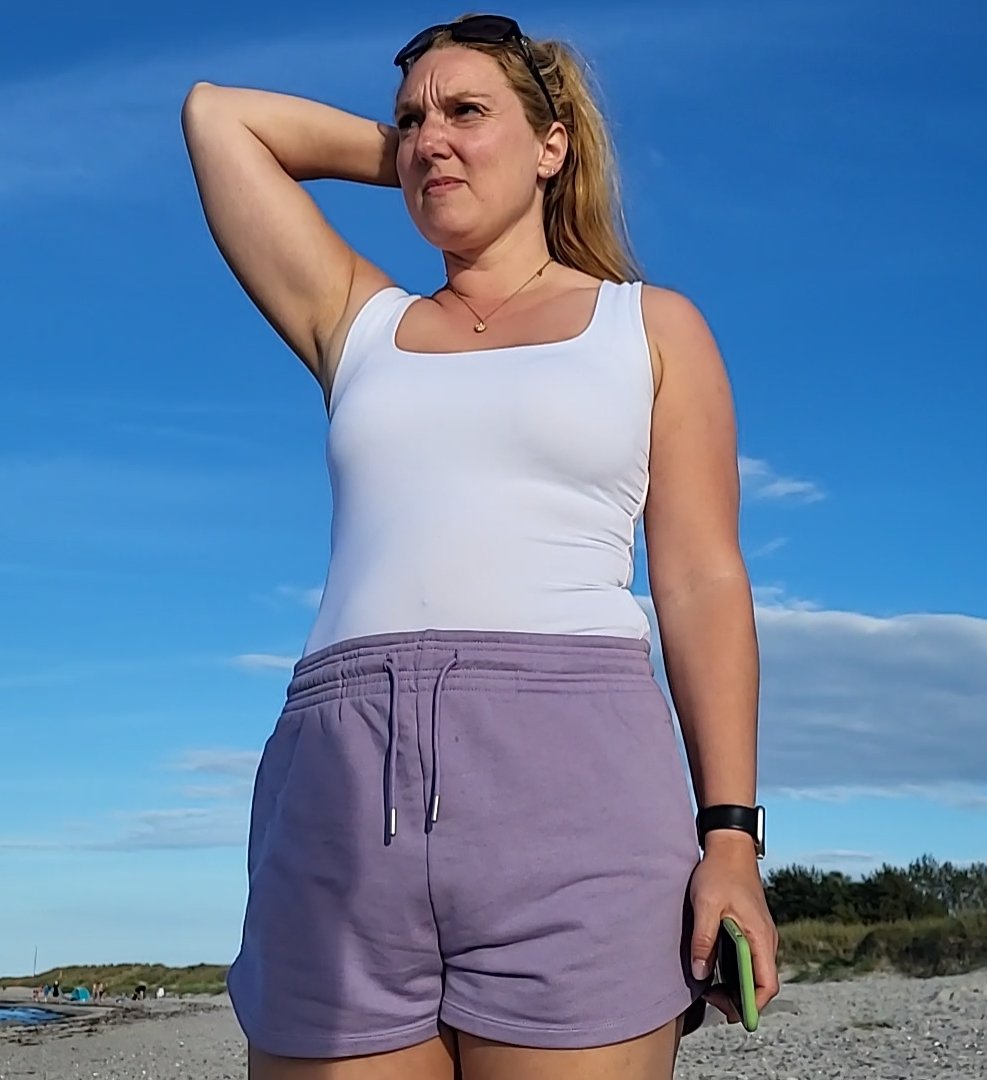 German Blonde Webslut Gets Down And Dirty 34