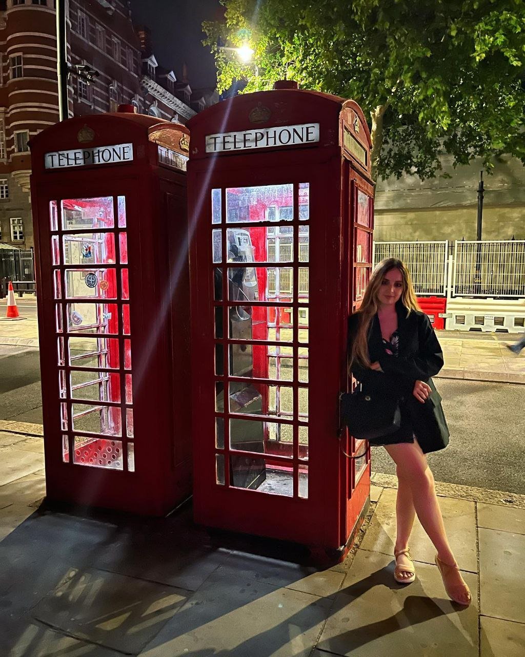 フリムジー・ゲーマー・ガール・マイイチ・焦らしズ・ウィズ・ハー・プレイフル・アンド・イノセント・ルックス 23