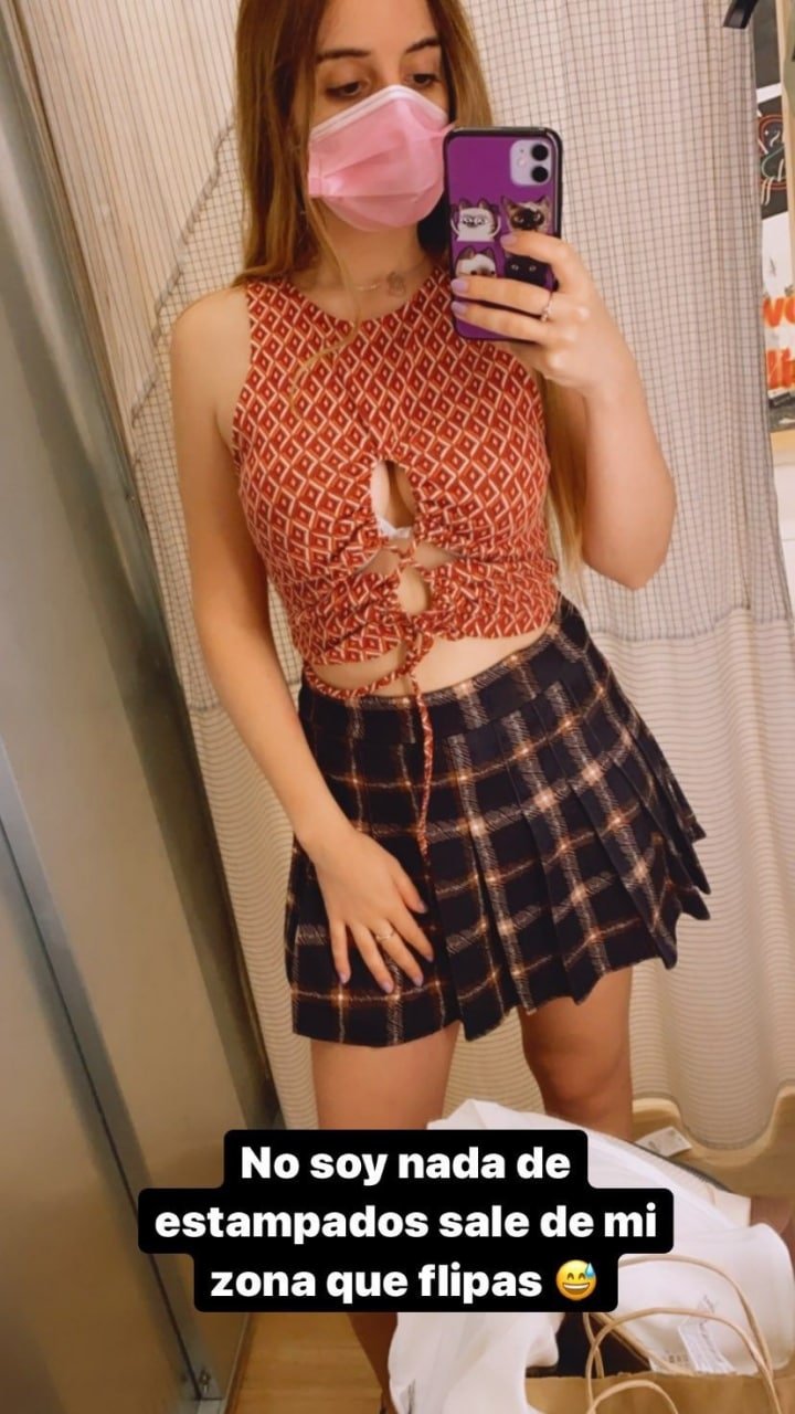 フリムジー・ゲーマー・ガール・マイイチ・焦らしズ・ウィズ・ハー・プレイフル・アンド・イノセント・ルックス 26