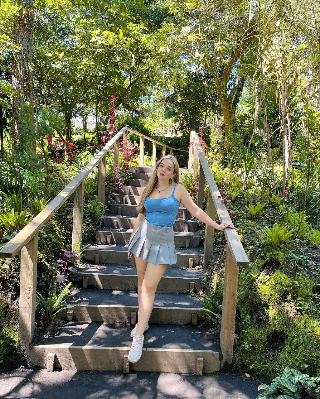 フリムジー・ゲーマー・ガール・マイイチ・焦らしズ・ウィズ・ハー・プレイフル・アンド・イノセント・ルックス 60