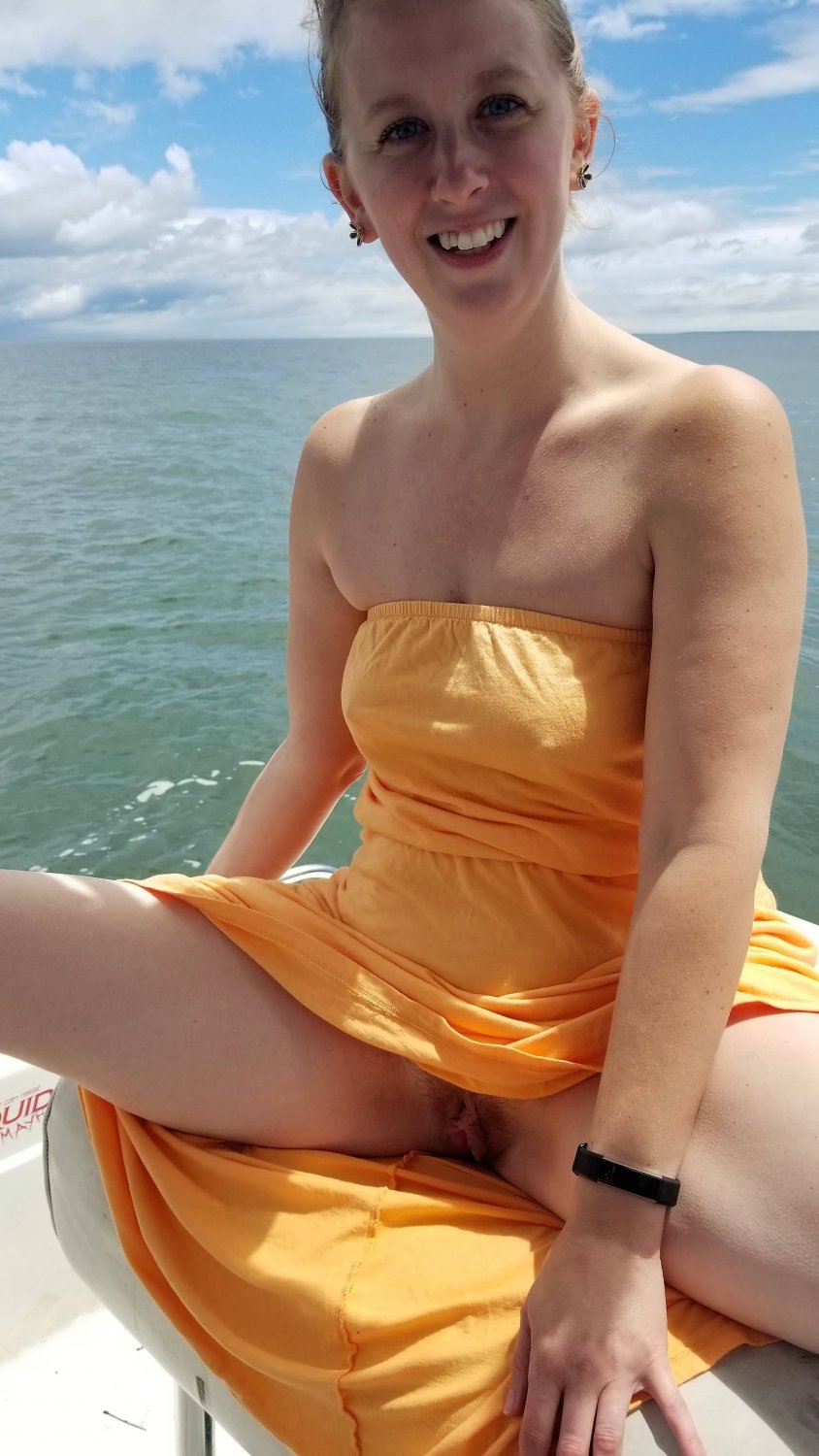 ヤミー・ミルフ・ドリッピング・アンド・モーニング・フォア・ア・シック・コック・トゥ・フィル・ハー・アップ 18