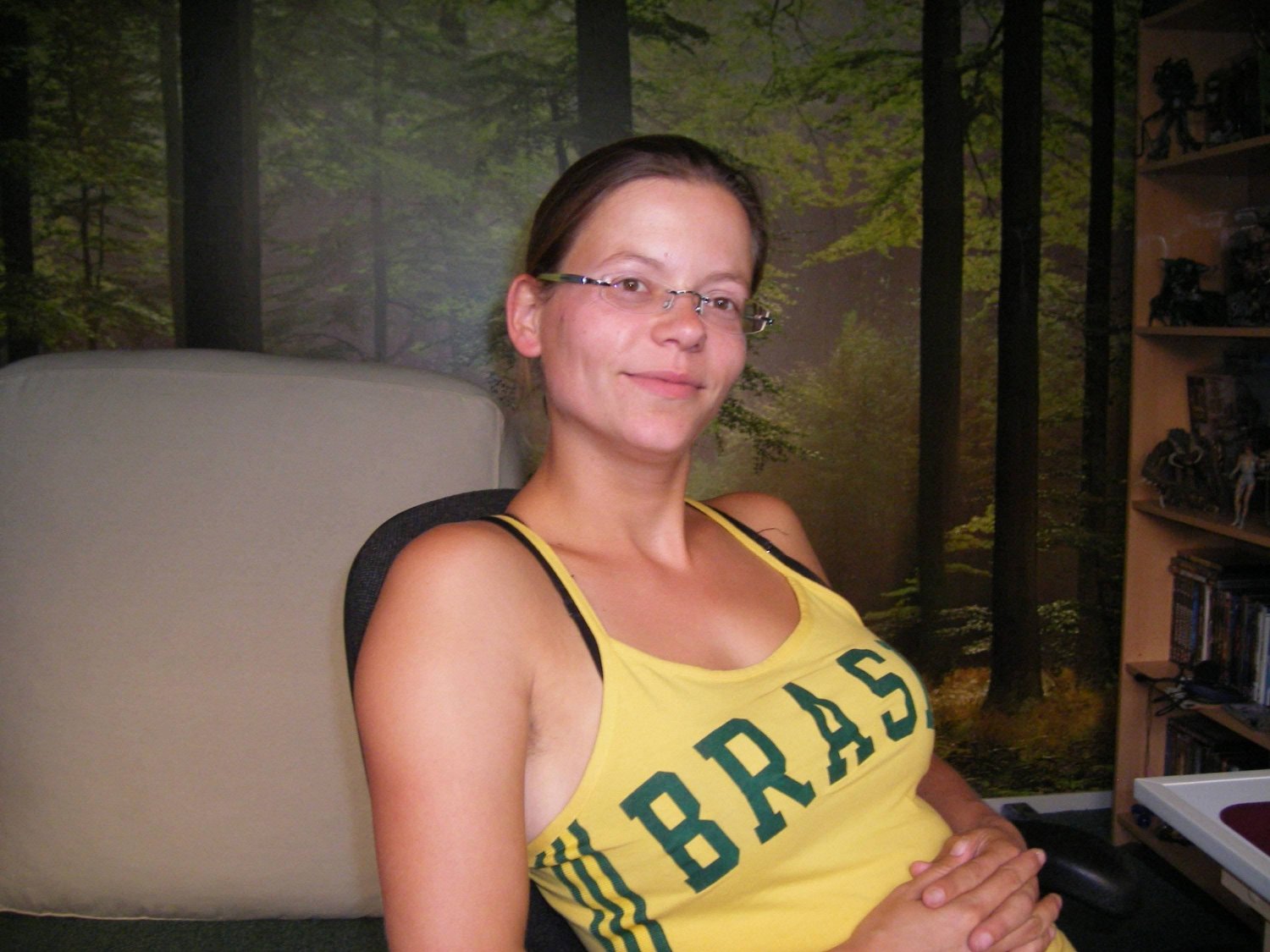 ヤミー・ミルフ・ドリッピング・アンド・モーニング・フォア・ア・シック・コック・トゥ・フィル・ハー・アップ 54