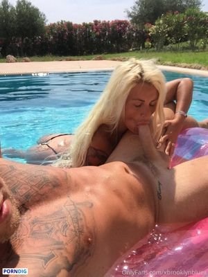 UK chav slut Brooklyn Blue getting wild and filthy in a rough session 86