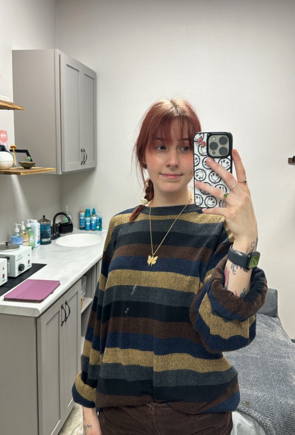 レッドヘッド・グウェン・リークス・ハー・ワイルド・サイド・イン・スティーミー・プライベート・スナップ・ビデオズ 8