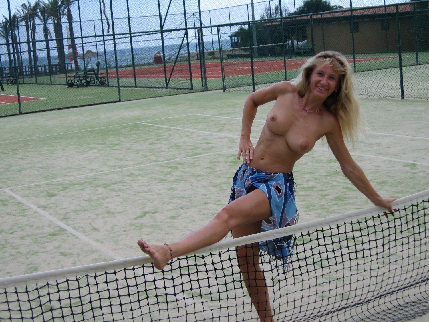 ラッシュ・ミルフ・ドリッピング・アンド・焦らしイング・フォア・ア・ラフ・セッション・シー・キャント・レジスト 8