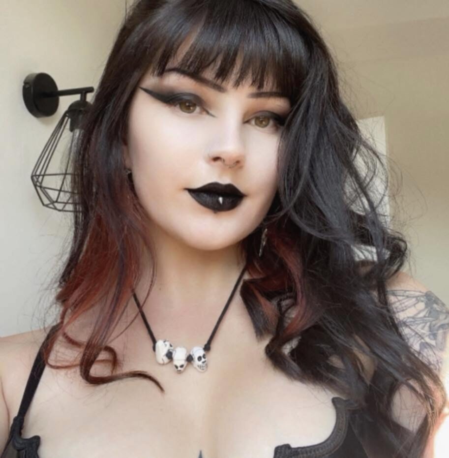 Chat pic saves that made me goon hard all night long with slutty wives 3