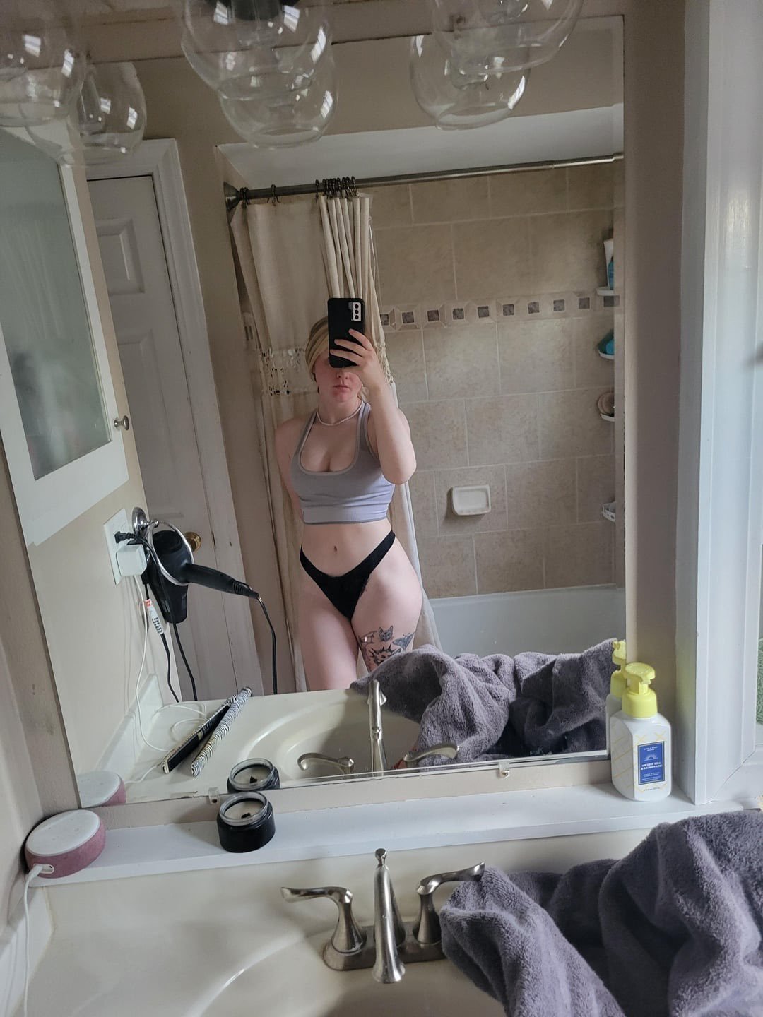 lauwarmer wunderbarer Arsch Ginger 21