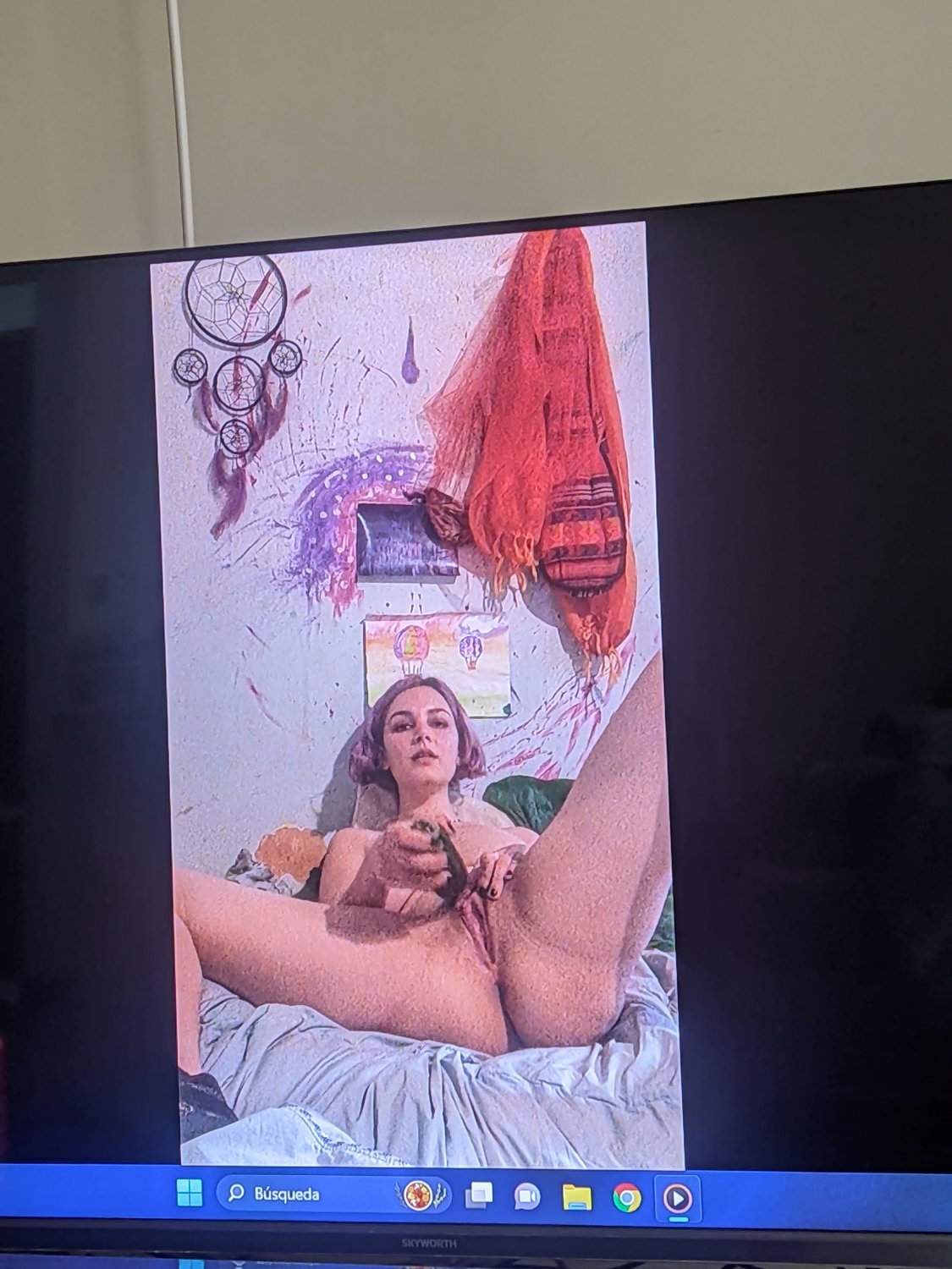 バスティー・アルゼンチン・ビューティー・ビオレタ・ショウズ・オフ・ハー・マッシブ・ナチュラル・ティッツ 7