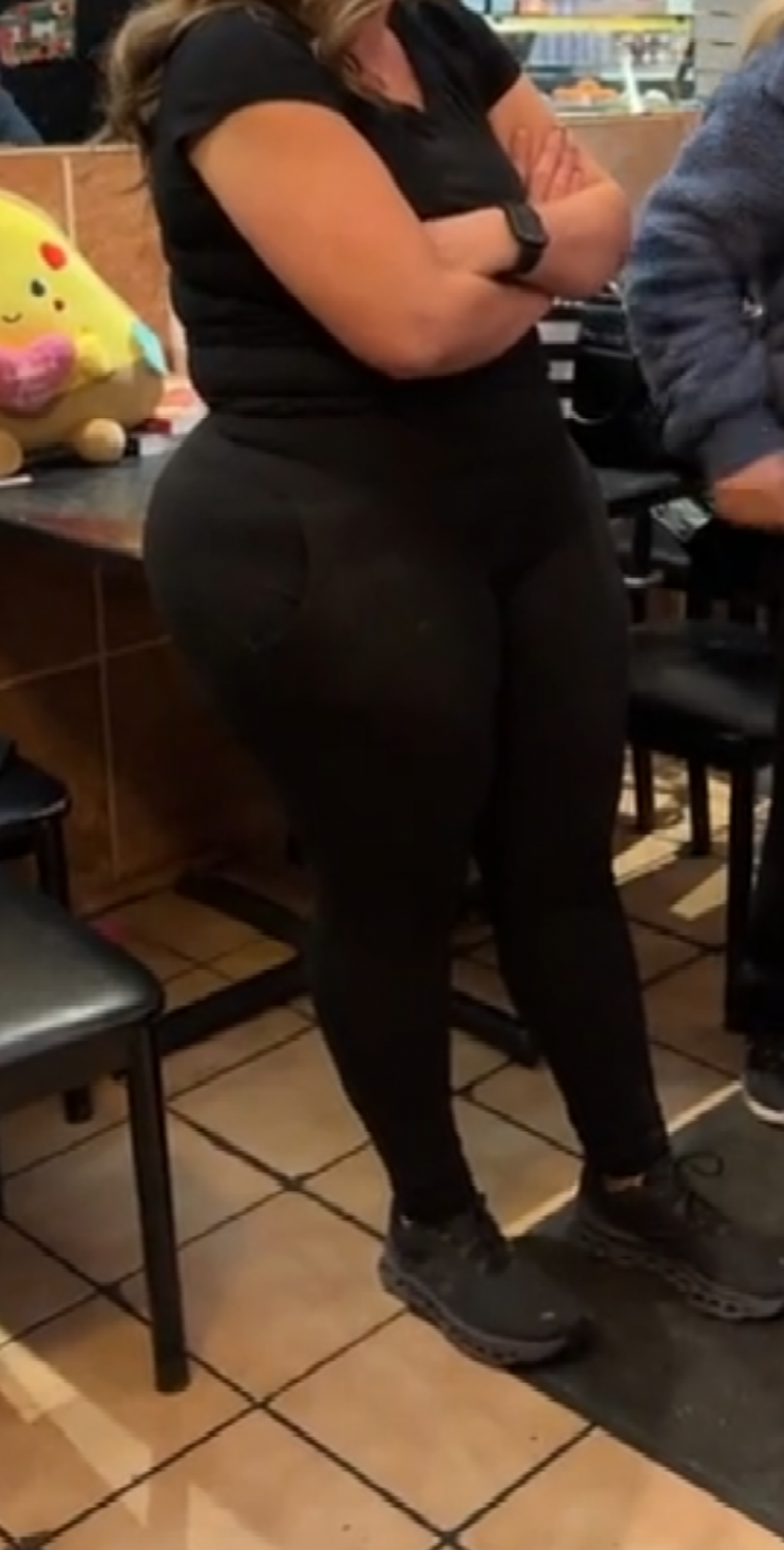 Rabo enorme e atraente NN 1