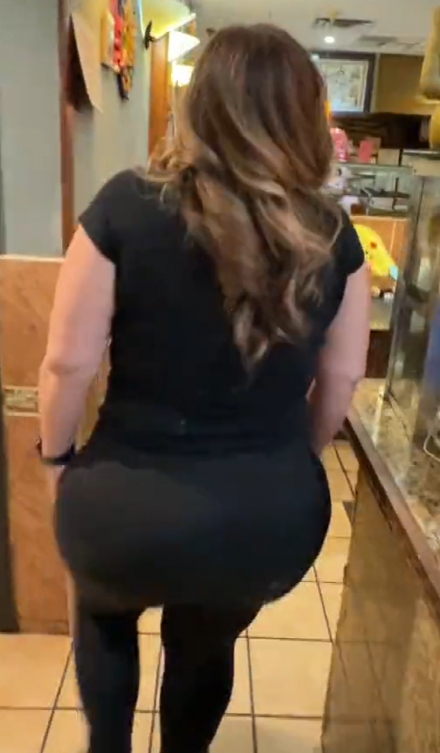 Rabo enorme e atraente NN 4