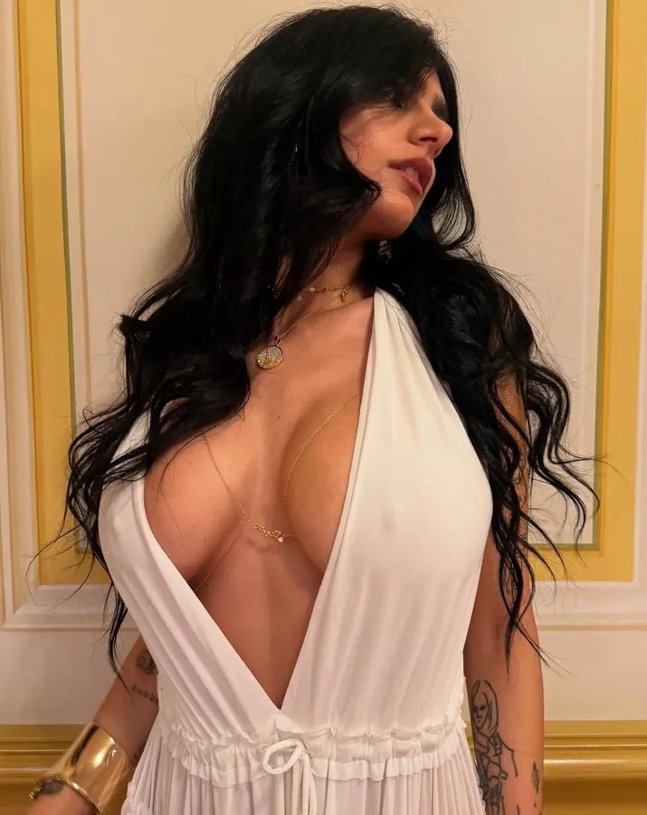 Mia Khalifa 5