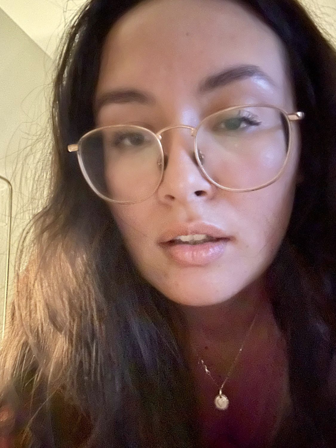 Amateur Latina Esposa con coño peludo 3