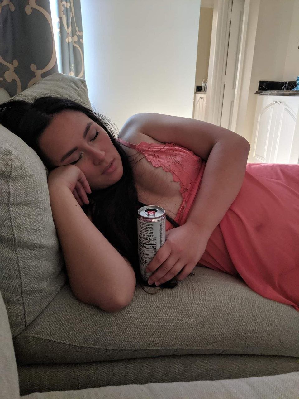 Amateur Latina Esposa con coño peludo 20