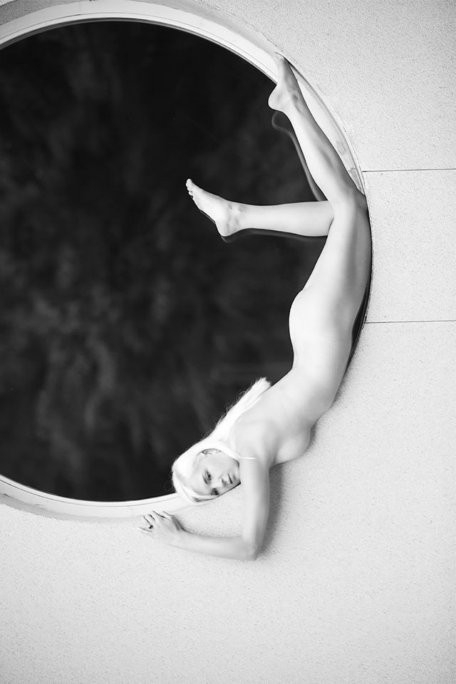 ホーニー・ワイフ・アン・ショウズ・オフ・ハー・ノーティー・サイド・イン・ア・プライベート・セッション 14