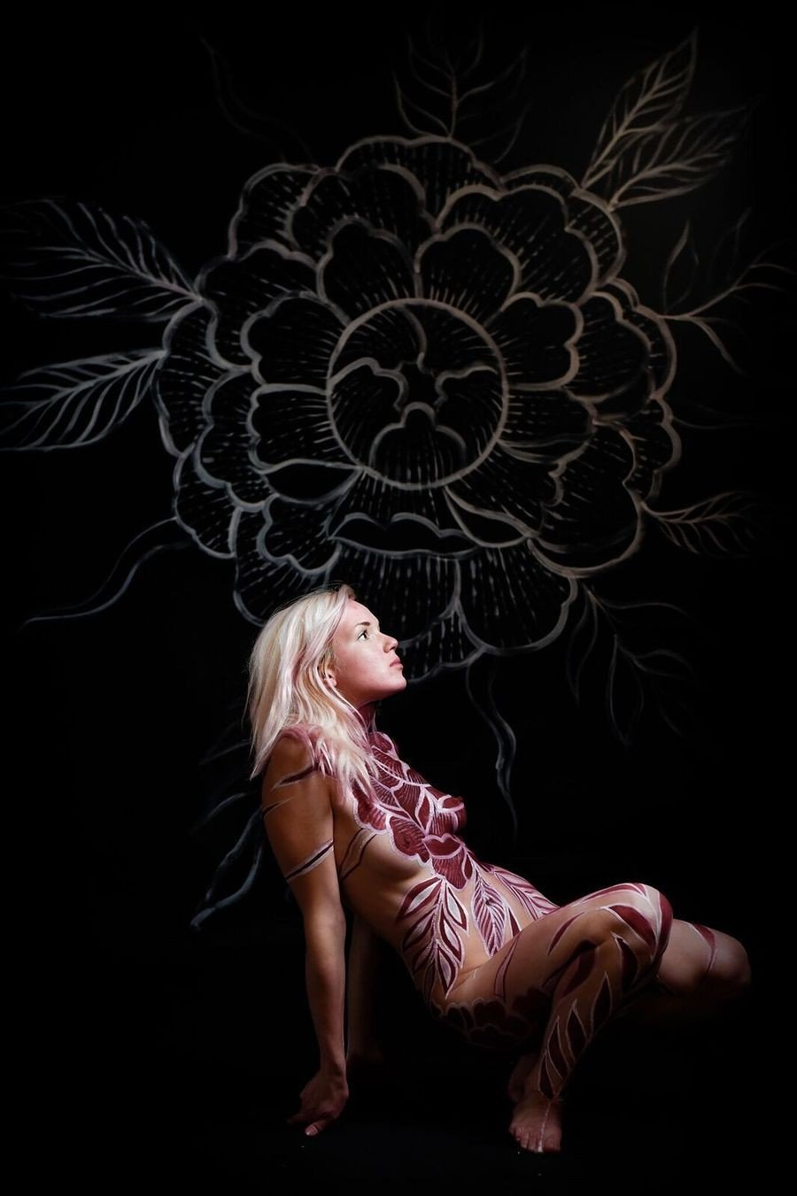 ホーニー・ワイフ・アン・ショウズ・オフ・ハー・ノーティー・サイド・イン・ア・プライベート・セッション 17