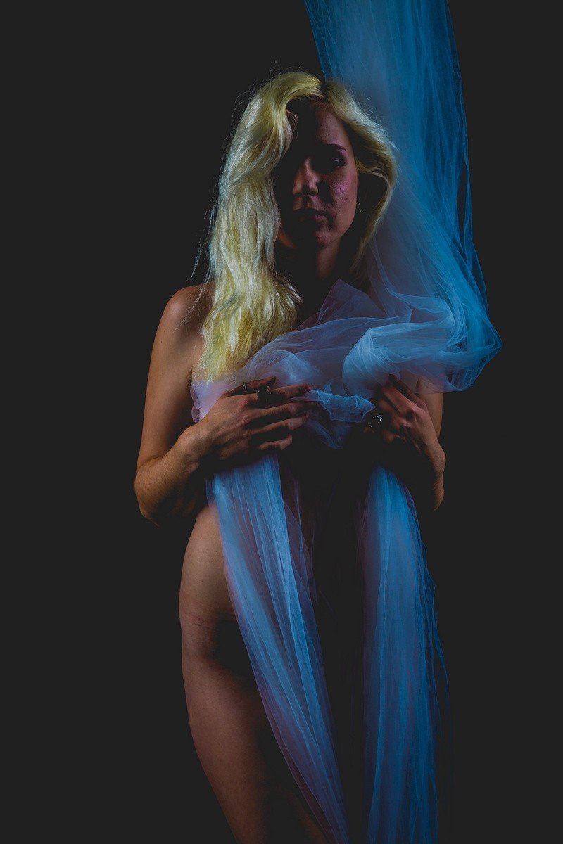 ホーニー・ワイフ・アン・ショウズ・オフ・ハー・ノーティー・サイド・イン・ア・プライベート・セッション 20