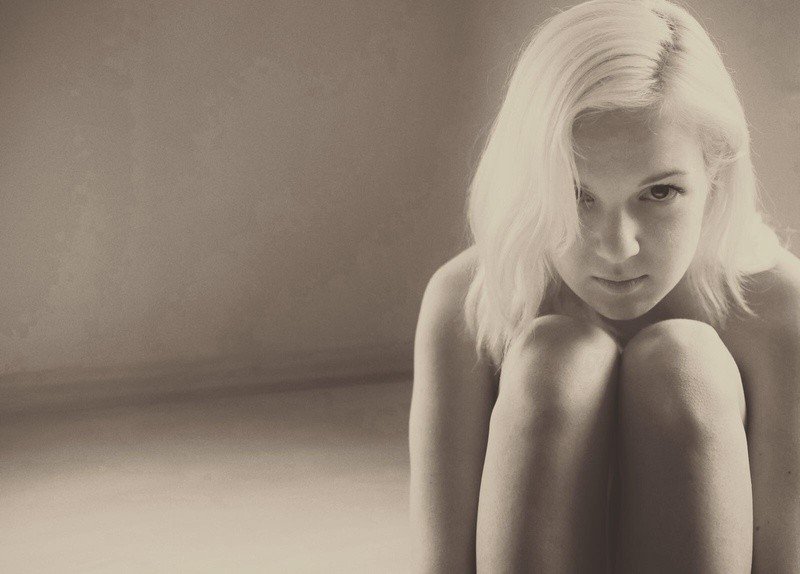 ホーニー・ワイフ・アン・ショウズ・オフ・ハー・ノーティー・サイド・イン・ア・プライベート・セッション 28