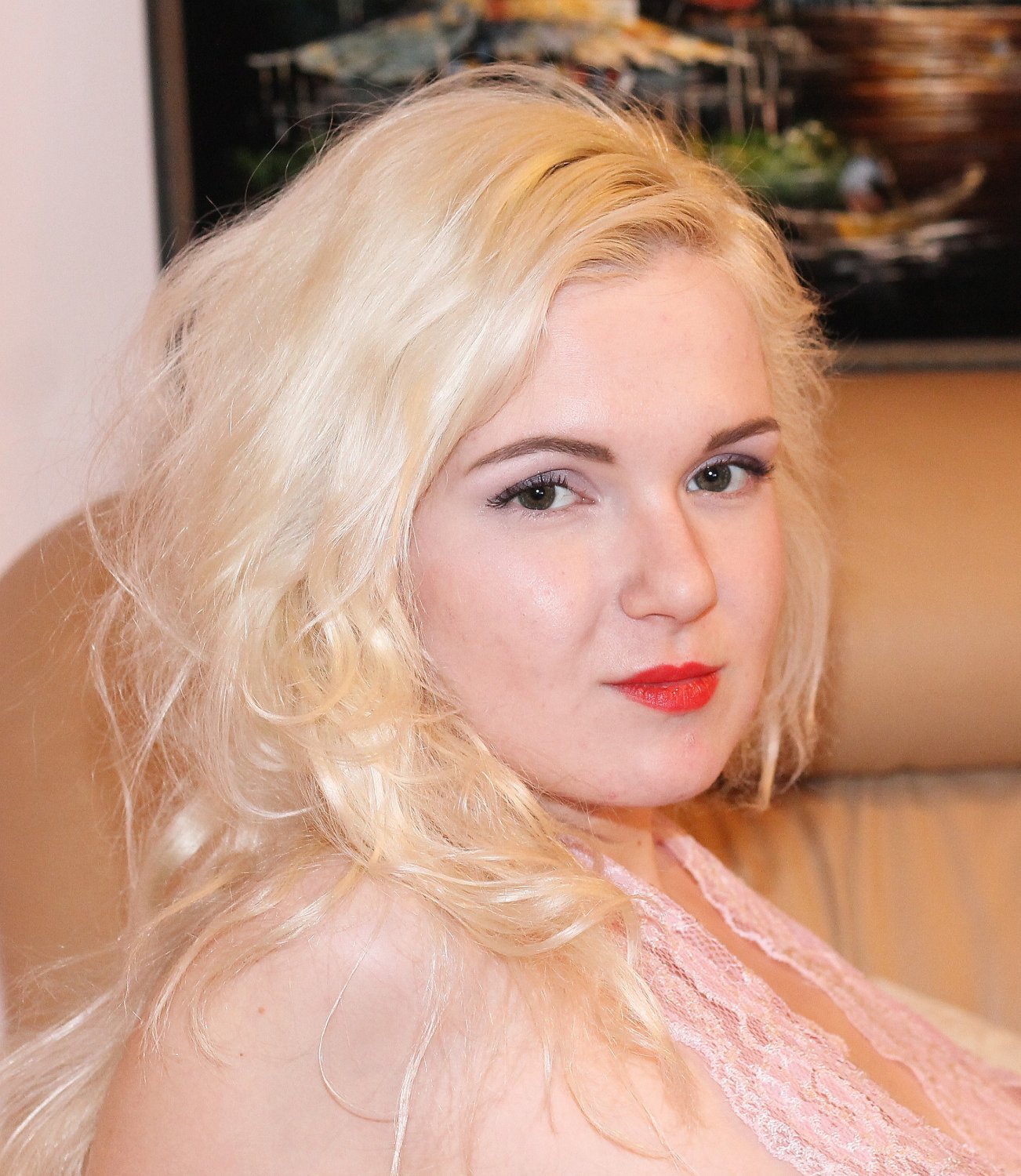 ホーニー・ワイフ・アン・ショウズ・オフ・ハー・ノーティー・サイド・イン・ア・プライベート・セッション 57