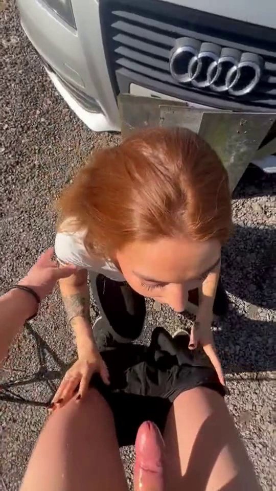 スラッティー・レッドヘッド・サックス・コック・ニア・ア・カー・ライク・シー・キャント・ウェイト・エニ・ロンガー 2