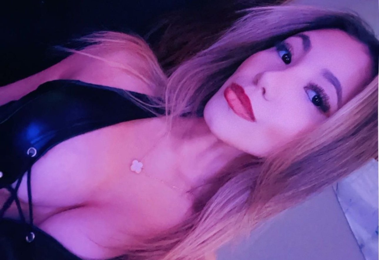 라틴 바마 후커는 소름 끼친다 | DM 제출 6