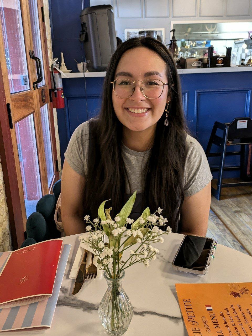 Puta latina peluda fornicando 5