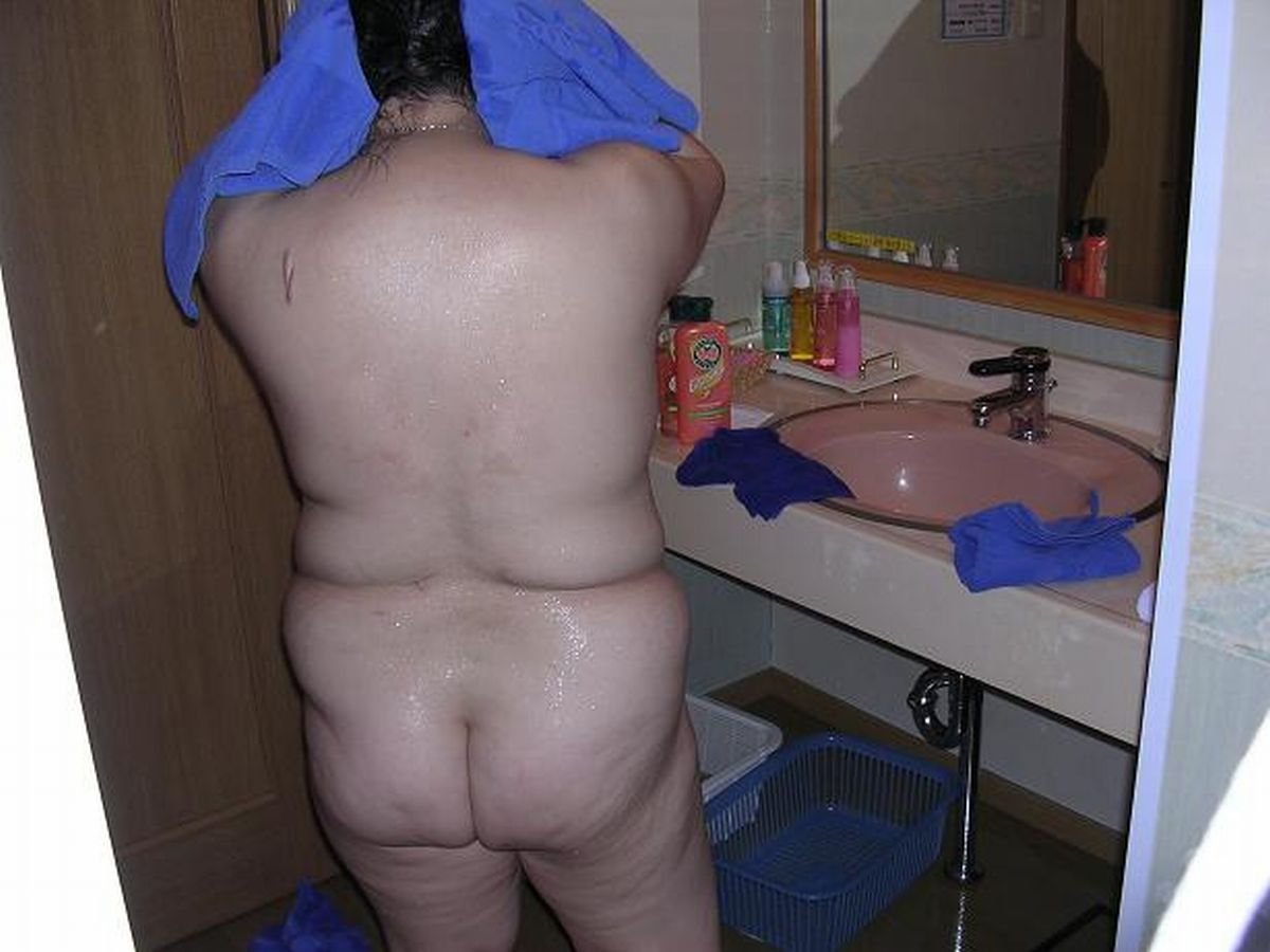 ホーニー・グラニー・ネイバー・スティル・ラブズ・ゲッティング・ファックド・ハード・アンド・ダーティー 32