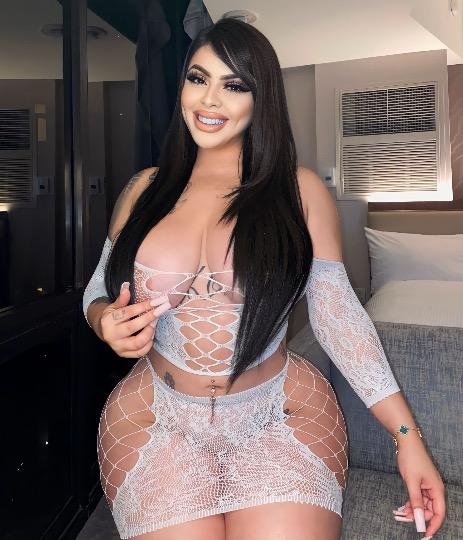 24イヤー・オールド・アバ・マリー — コロンビアン・アンド・プエルト・リカン・エスコート・イン・LA 1