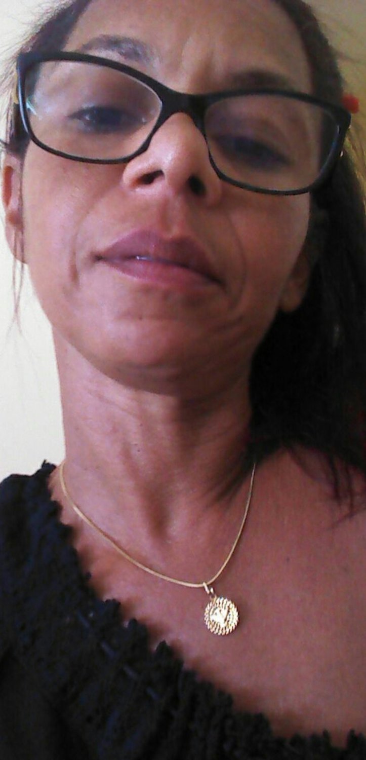 Tania Cristina Silva Shows Off Her Slutty Milf Face And Hairy Pussy 7