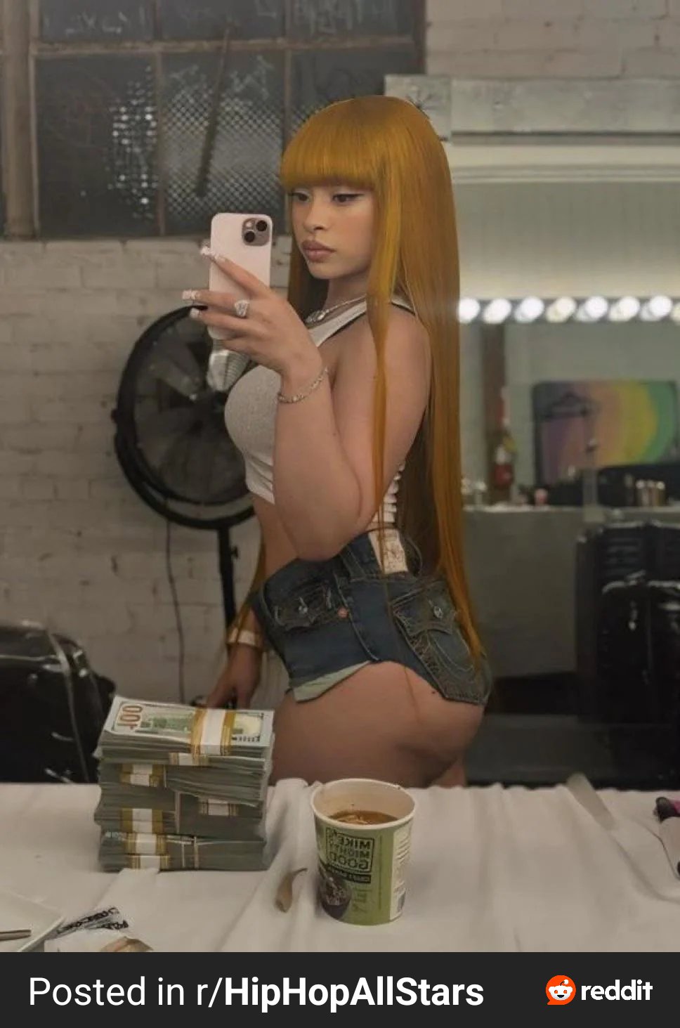 ユー・ウォント・ラスト・ウォッチング・ハー・ウェット・ボディ・ベッギング・トゥ・ビー・ファックド 21