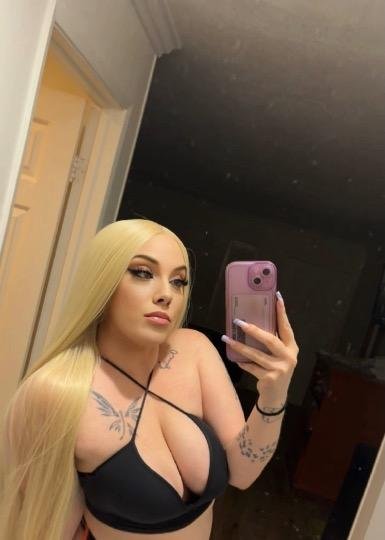 24-Year-Old Busty Mexican Blonde Escort Fucked Hard All Week Long 31