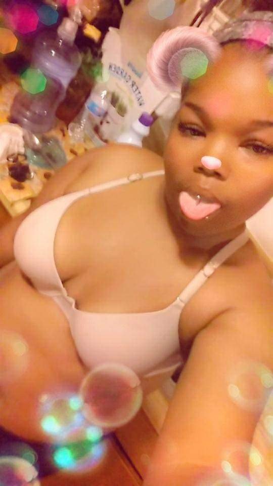 Horny Ebony And Latina Lesbians Moan Loud On Taimi App 1