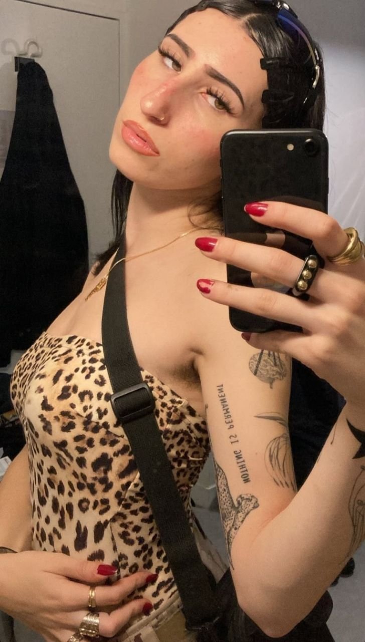 Horny French Prostitute Louise Begs To Be Fucked Rough 11