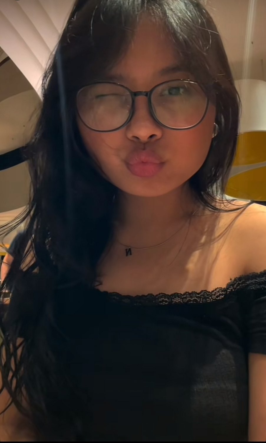 Luscious Sweet Girl Moaning As She Begs For Deep Dick 1