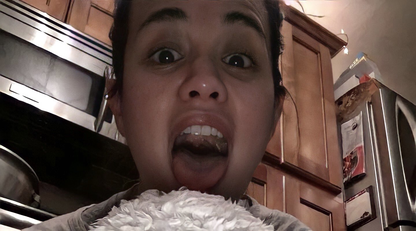 Asian Bikini Babe Teasing In Public With Her Juicy Body 18