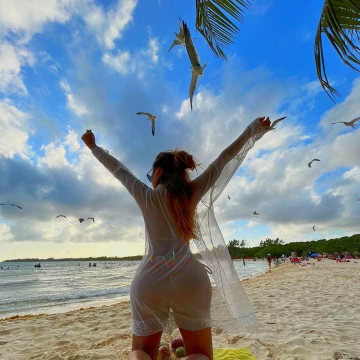 Feminist Whore With A Fat Juicy Booty Begging For Dick 15