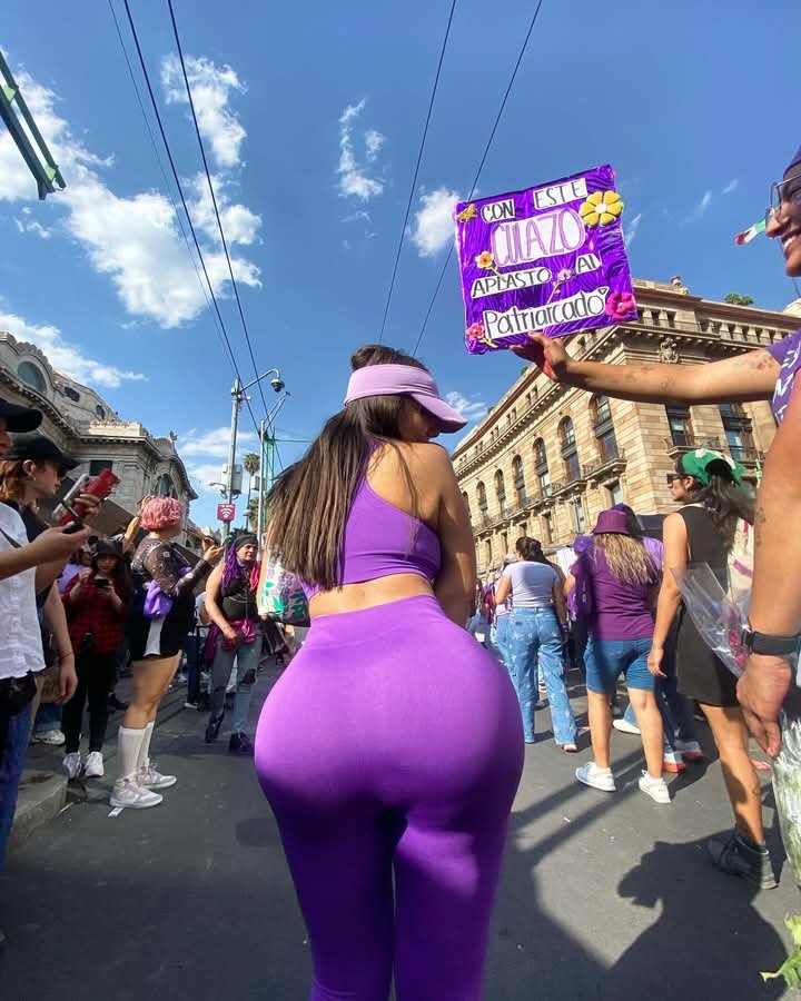 Feminist Whore With A Fat Juicy Booty Begging For Dick 22
