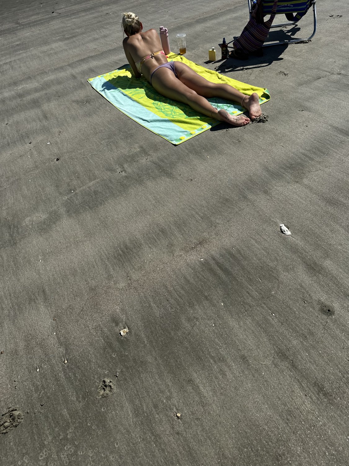 Blond Beach Babe Showing Off Tight Body In Tiny Bikini 5