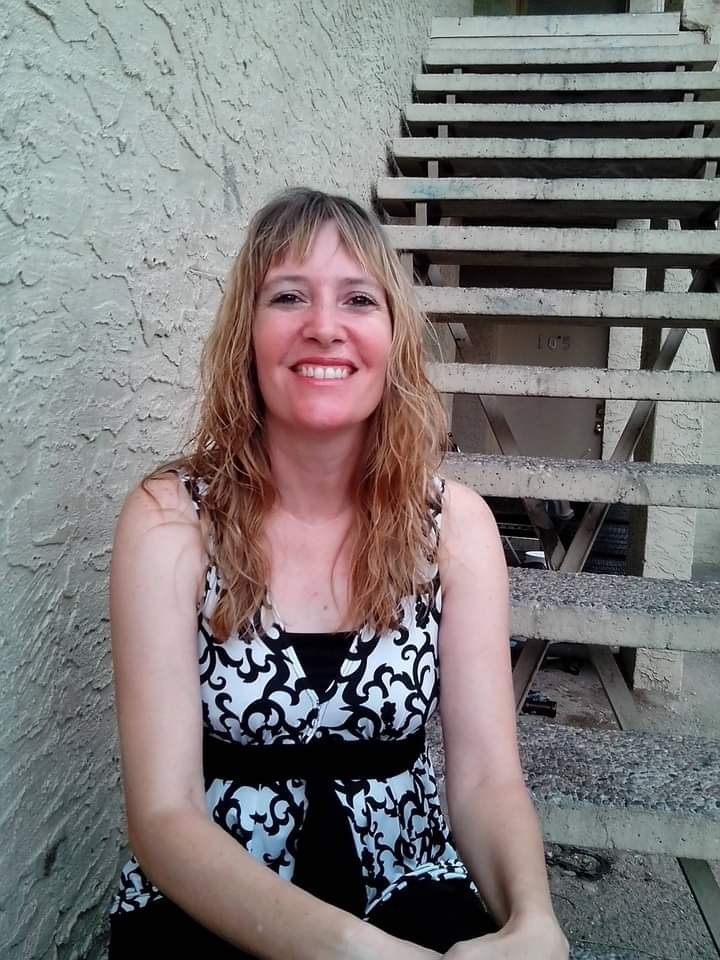 Milf Photoshoot Turns Into Hardcore Fuckfest 1