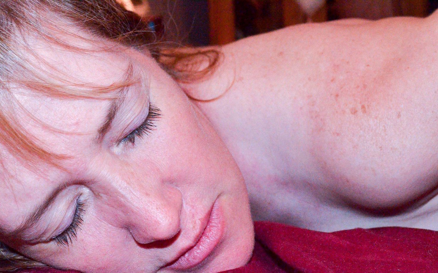 Milf Photoshoot Turns Into Hardcore Fuckfest 8