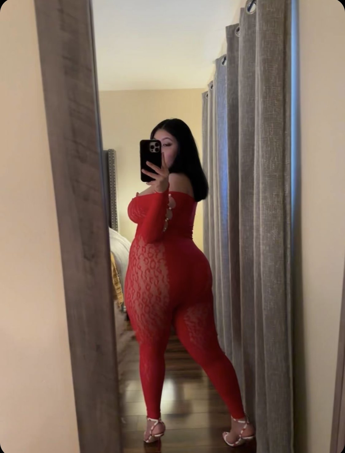 Thick Titted Latina Goddess Shaking That Ass 11