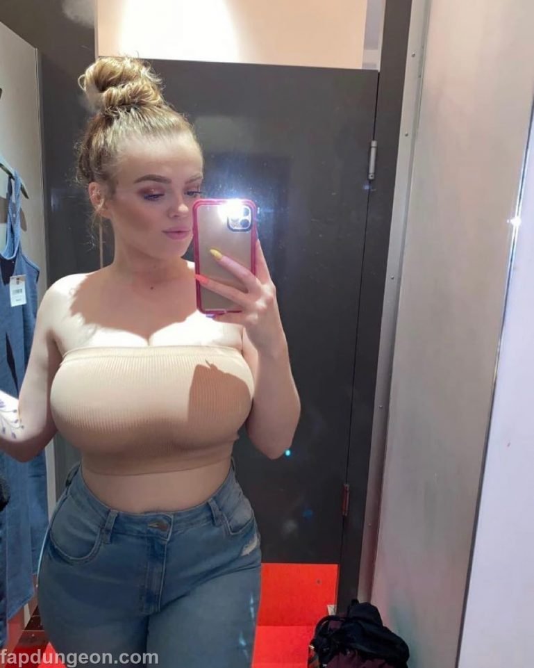 ビッグ・ティット・ベイブ・ベッギング・フォア・モア・コック 4