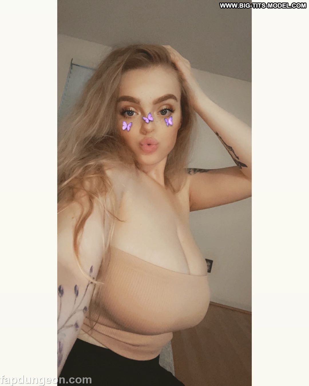 ビッグ・ティット・ベイブ・ベッギング・フォア・モア・コック 31