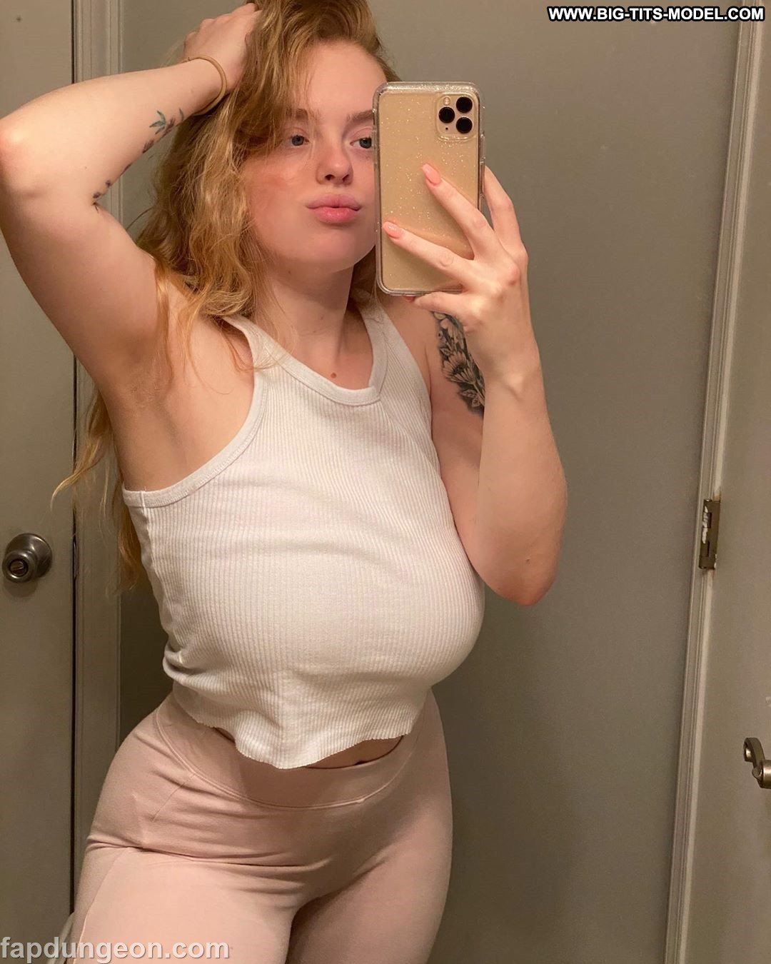 Curvy Babe Flashing Those Natural Fat Tits 94