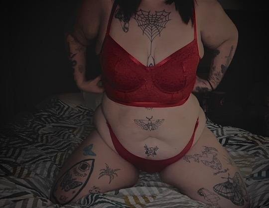 Young Busty Escort Waiting To Get Filled 4