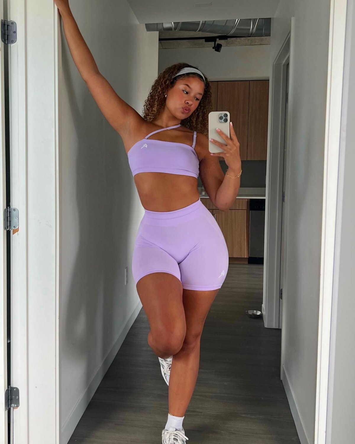 292 Tight Little IG Slut Begging For Cock 11