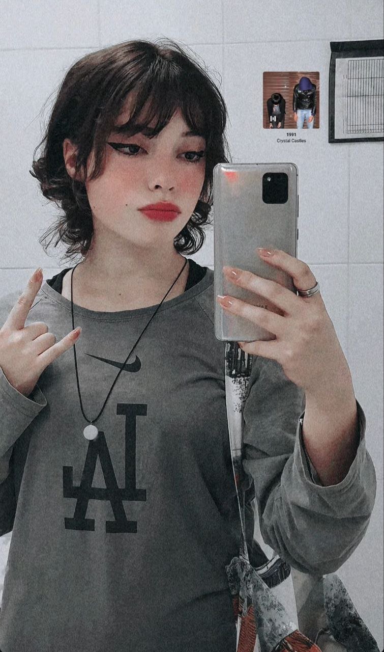 Goth Novinha Taking A Cumshot Like A Queen 4